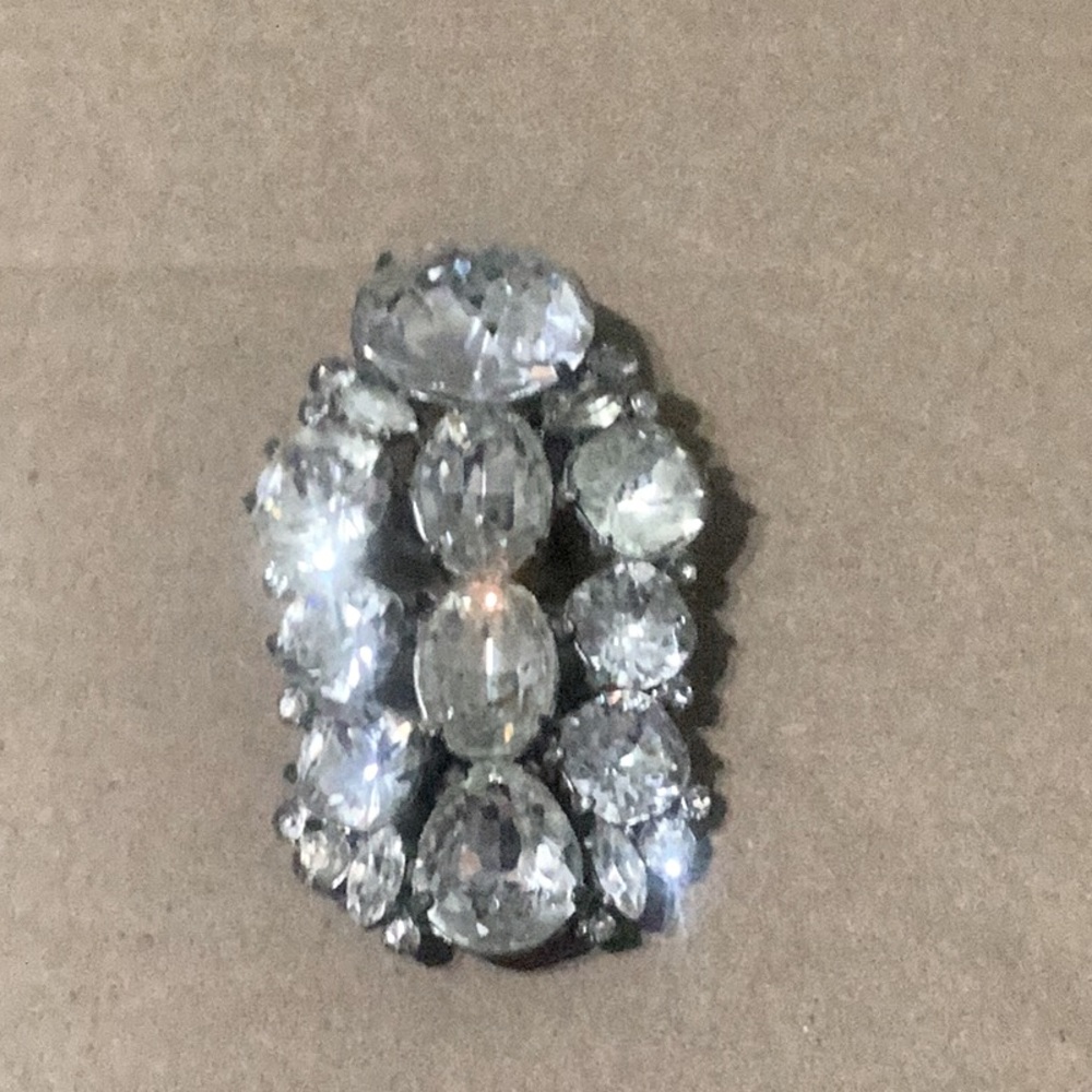 EISENBERG original dress clip